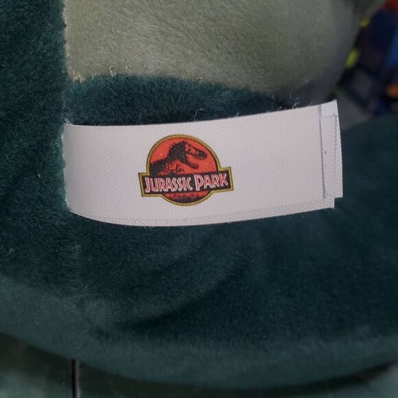 Jurassic Park Dilophosaurus 11" Plush Toy – Universal Studios Exclusive - Picture 7 of 9